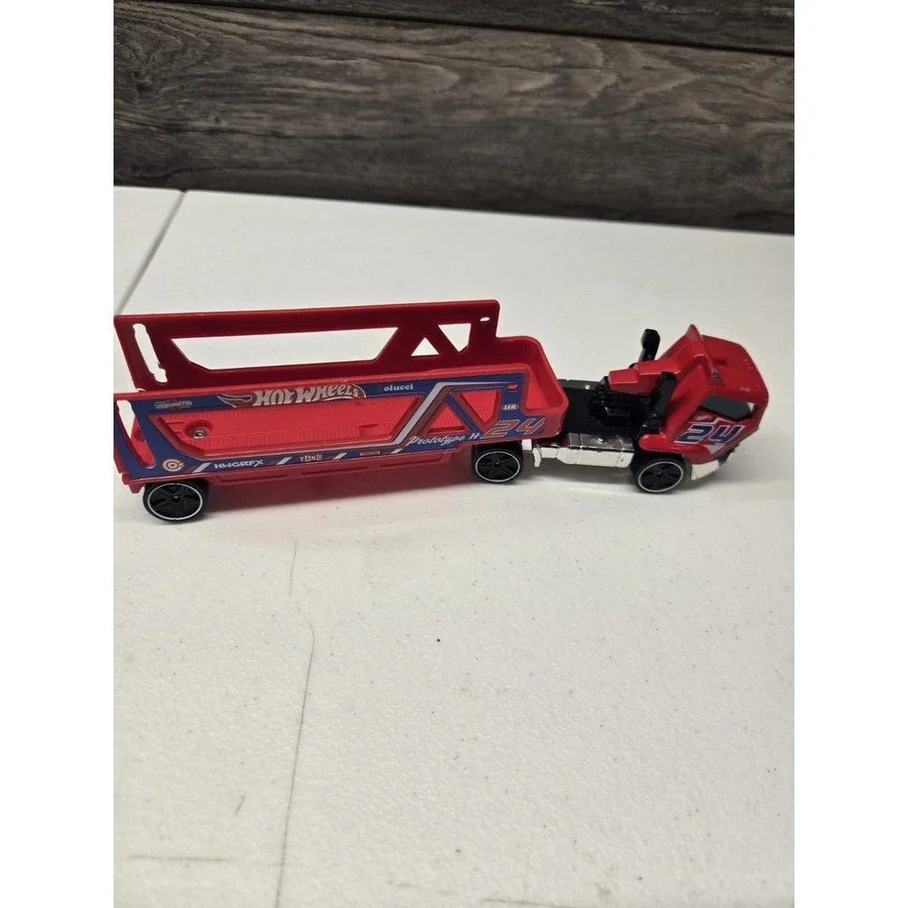 2014 HotWheels Highway Blast Semi Tractor Trailer Hot Wheels Mattel‎ Incomplete